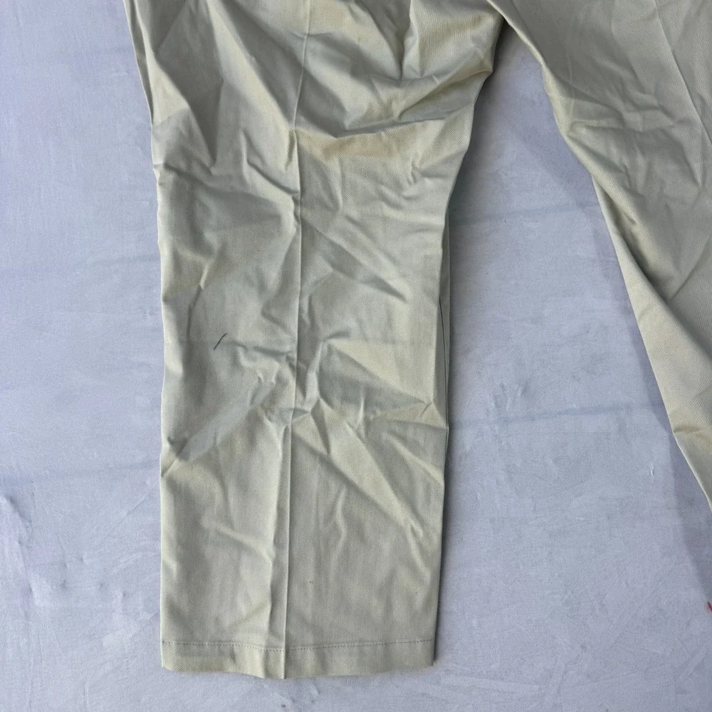 Dockers Signature Iron Free Khaki Pants Mens 52x30 Gray Flex Comfort Classic Fit